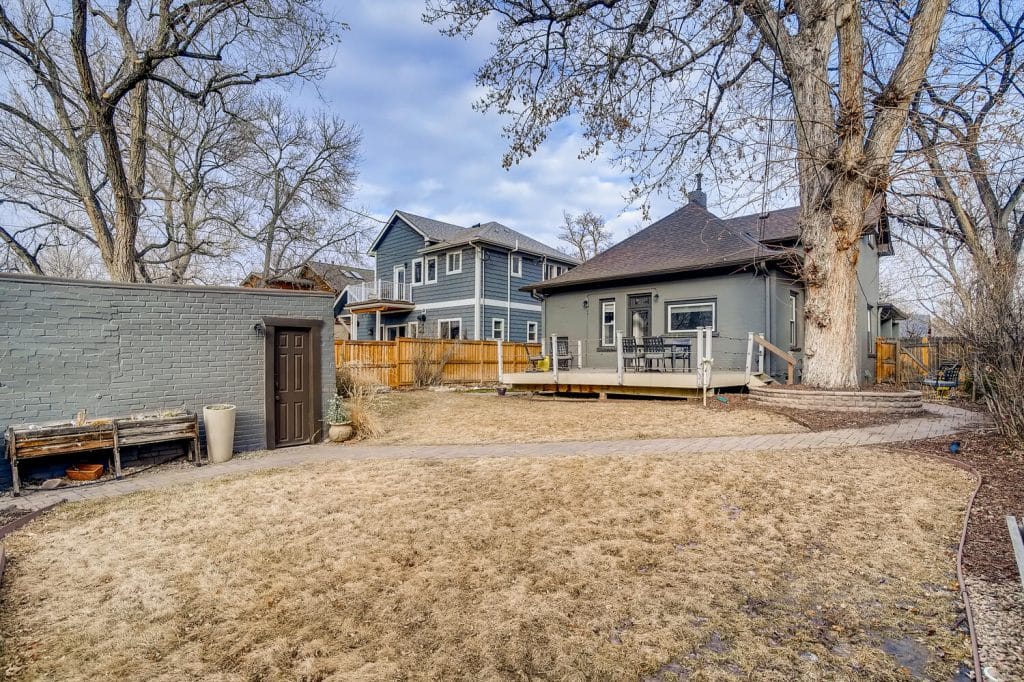 1325-S-York-St-Denver-CO-80210-large-024-024-Back-Yard-1500x1000-72dpi-1024x682