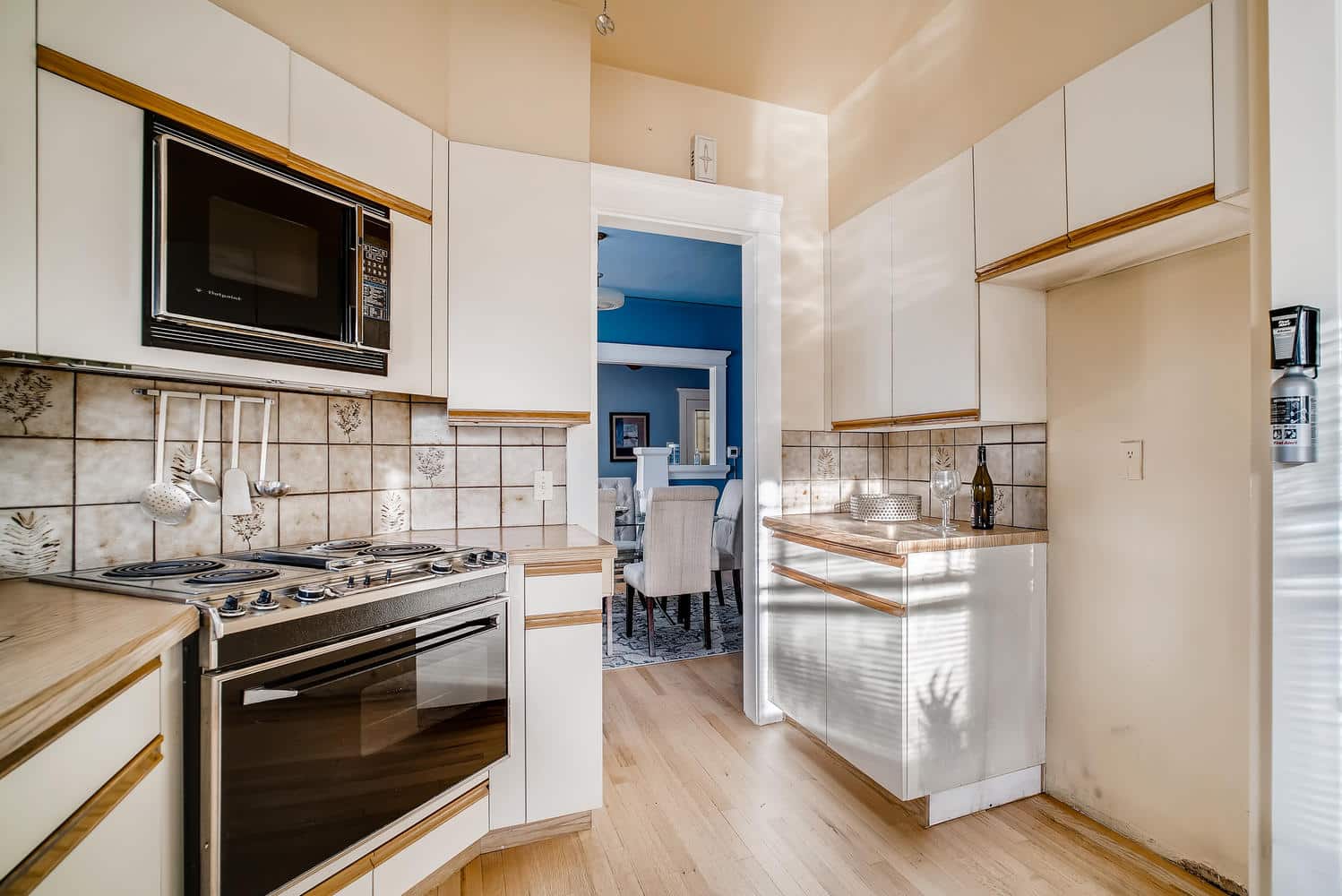 501-S-Downing-St-Denver-CO-large-013-012-Kitchen-1499x1000-72dpi
