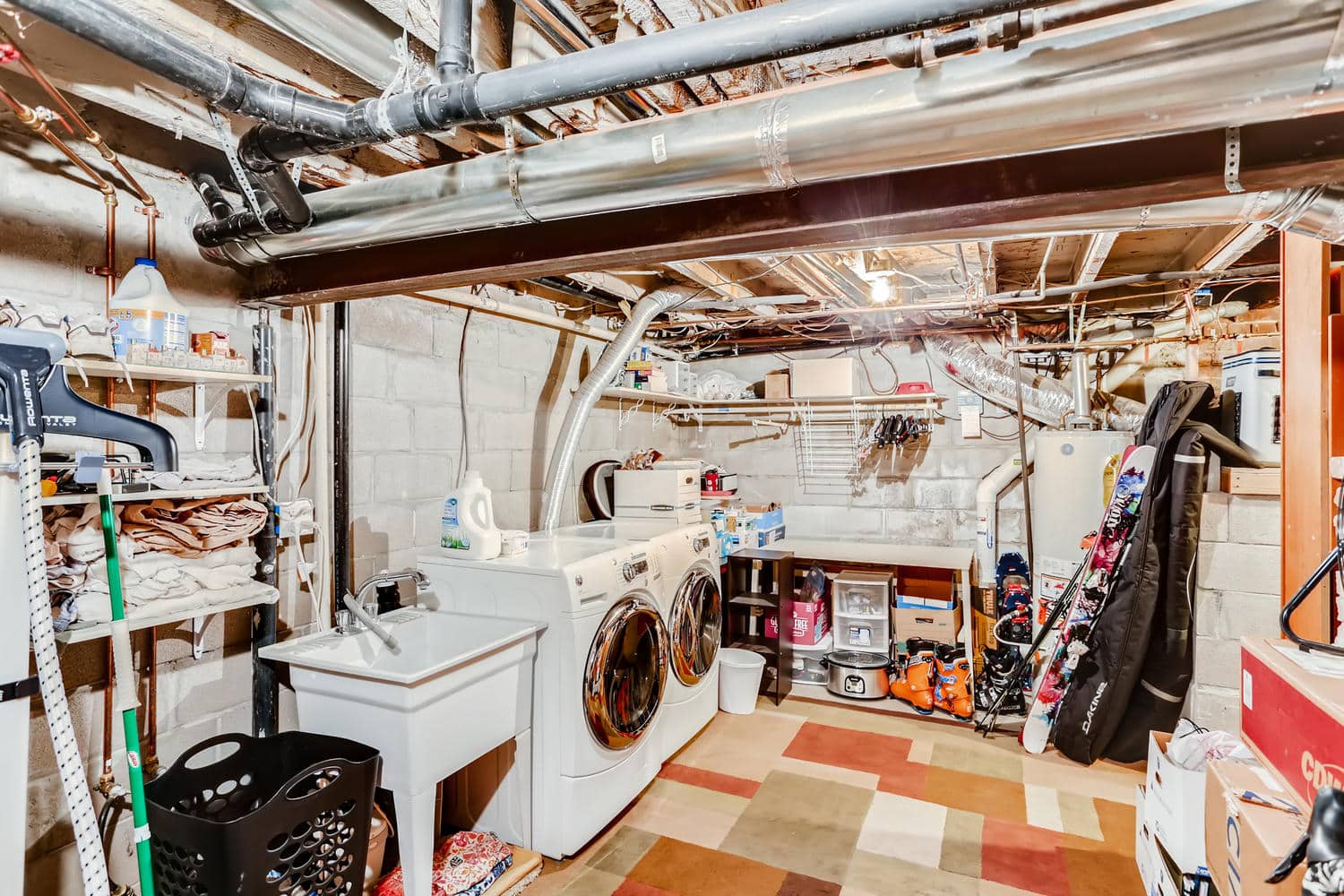 584-S-Pennsylvania-St-Denver-large-022-012-Lower-Level-Laundry-Room-1500x1000-72dpi
