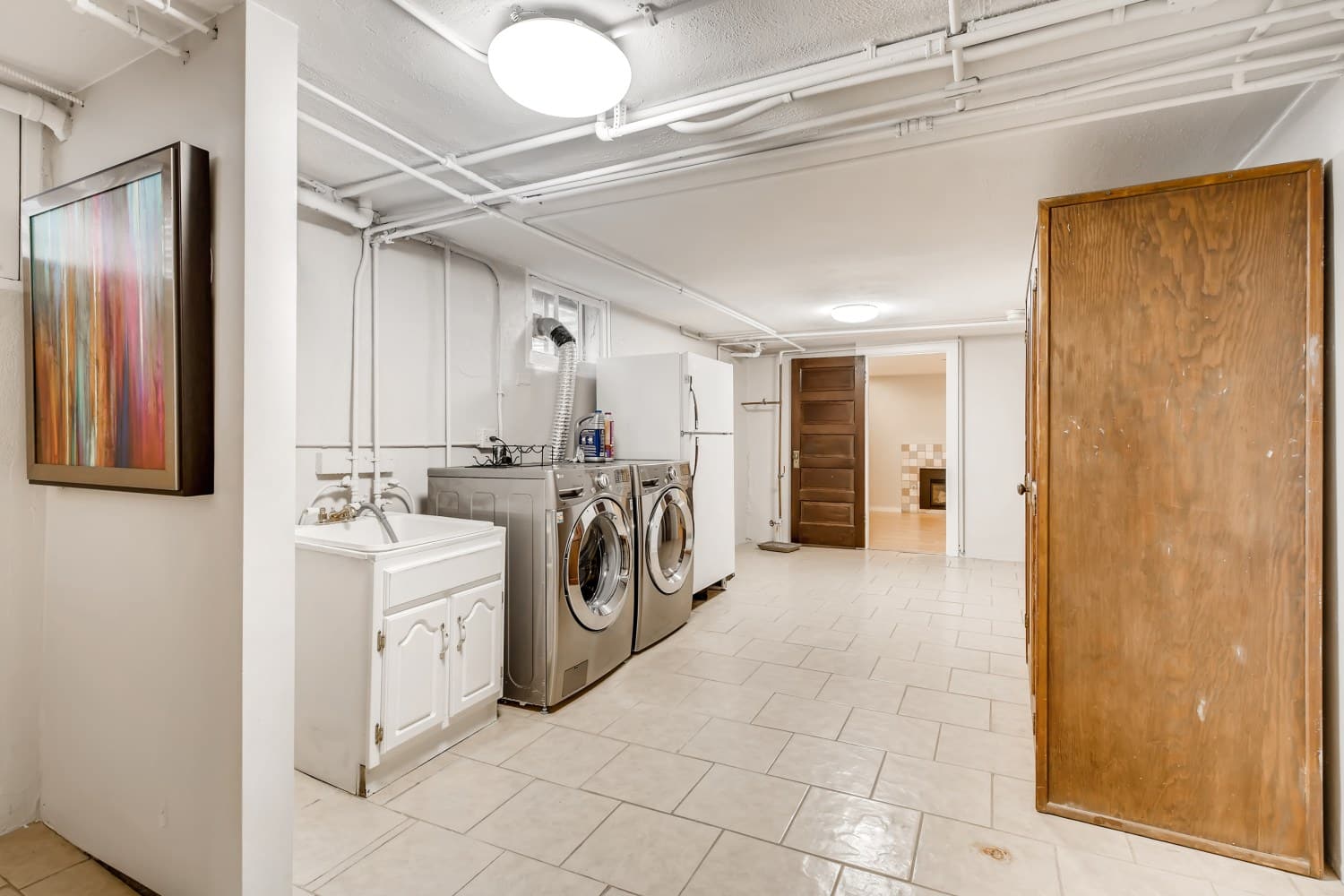 834-S-Gaylord-Denver-CO-Web-Quality-024-29-Lower-Level-Laundry-Room