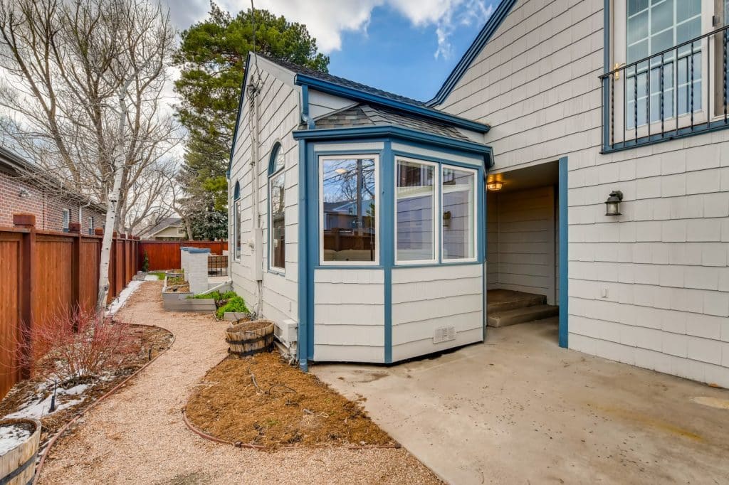 834-S-Gaylord-Denver-CO-Web-Quality-028-34-Back-Yard-1024x682