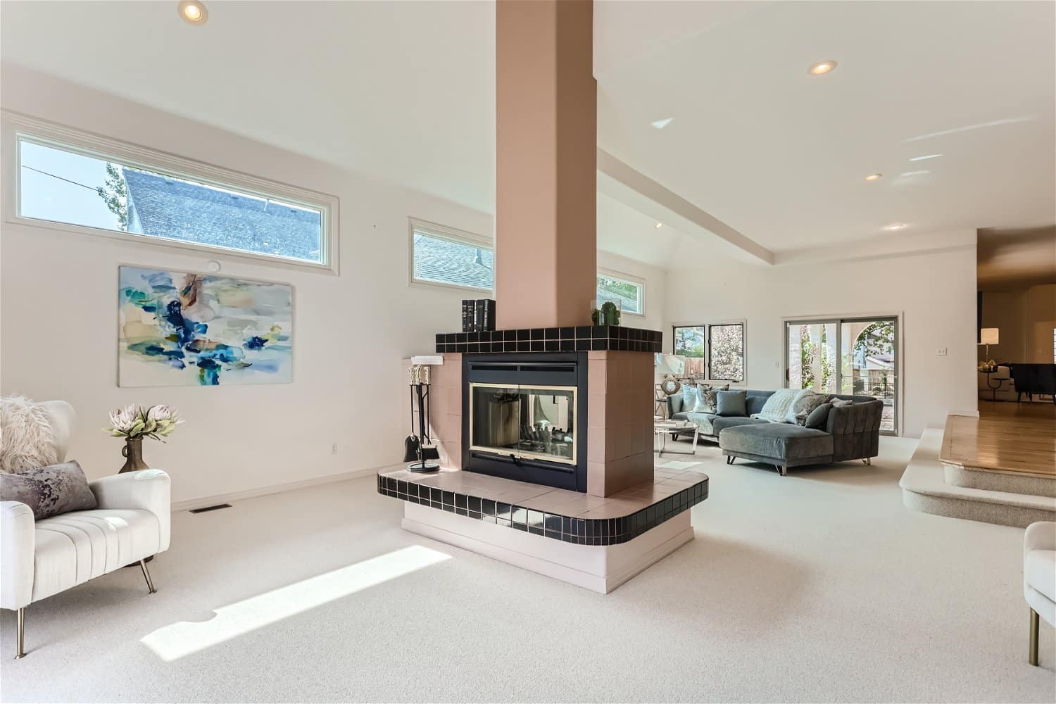 1158 S Vine St - Web Quality - 005 - 10 Living Room