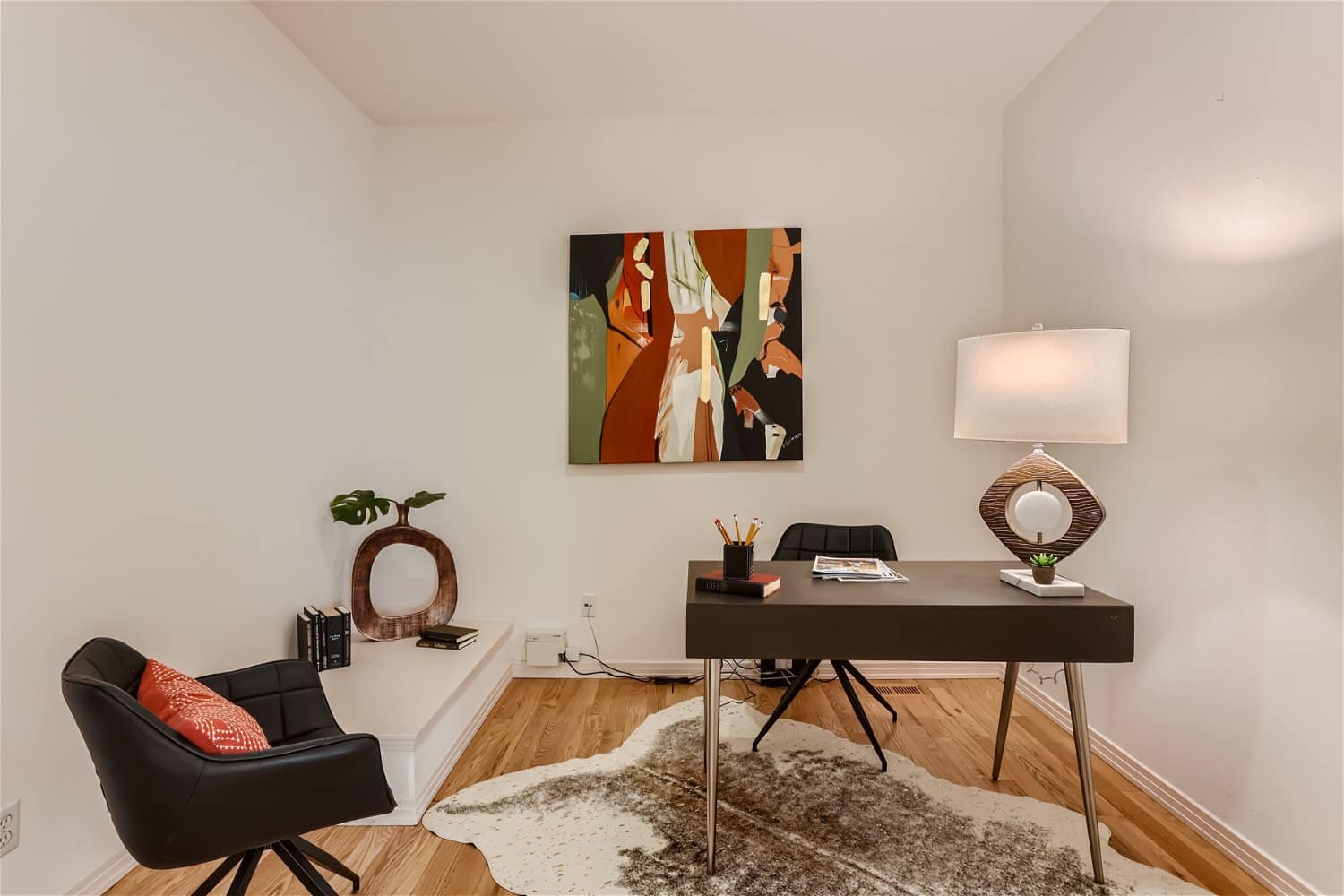 1158 S Vine St - Web Quality - 007 - 18 Office