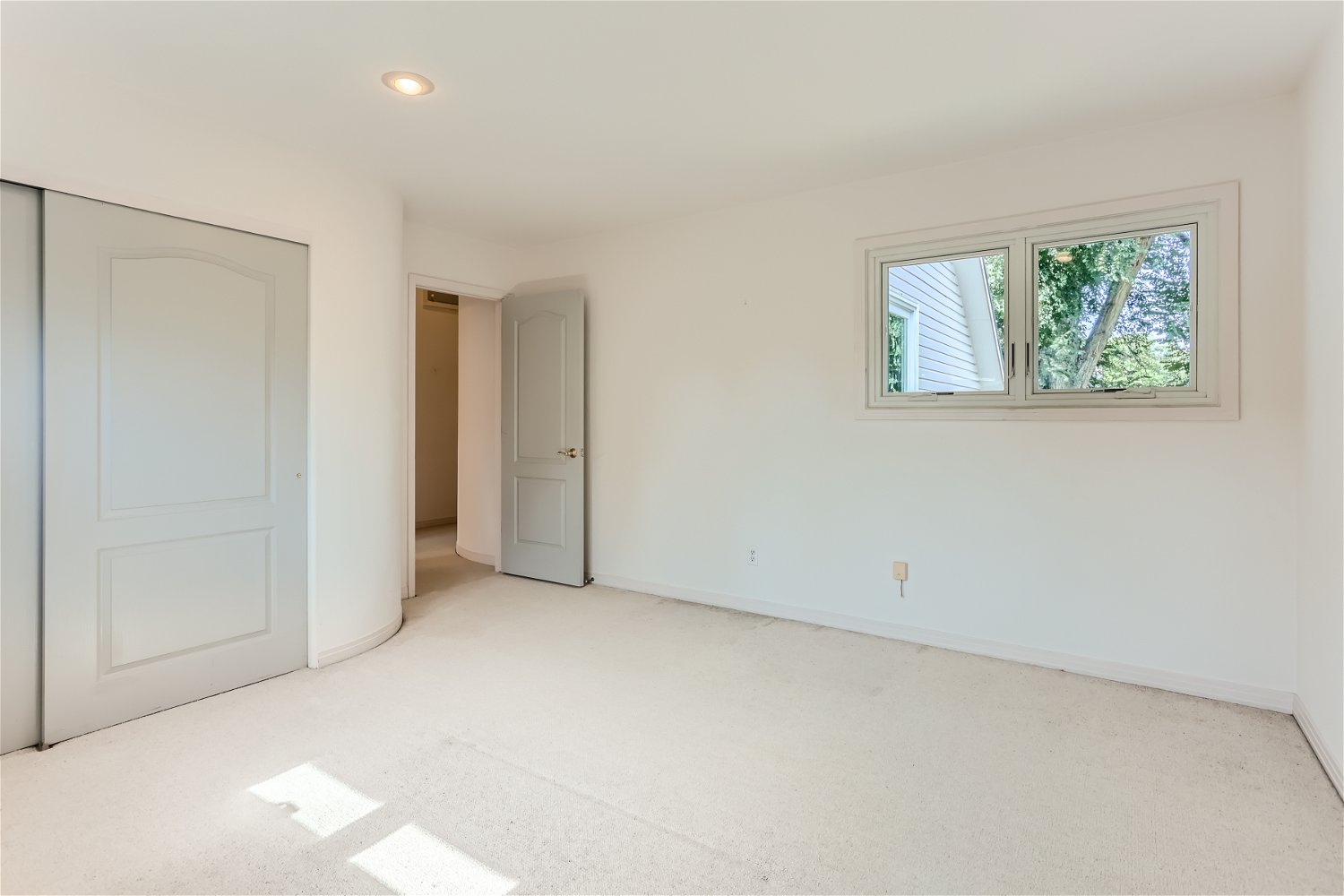 1158 S Vine St - Web Quality - 018 - 33 2nd Floor Bedroom