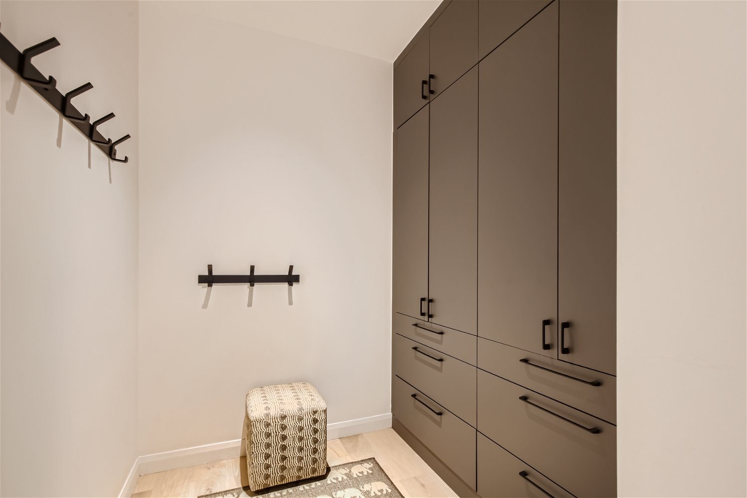 275 S Garfield St - Web Quality - 029 - 32 Mudroom