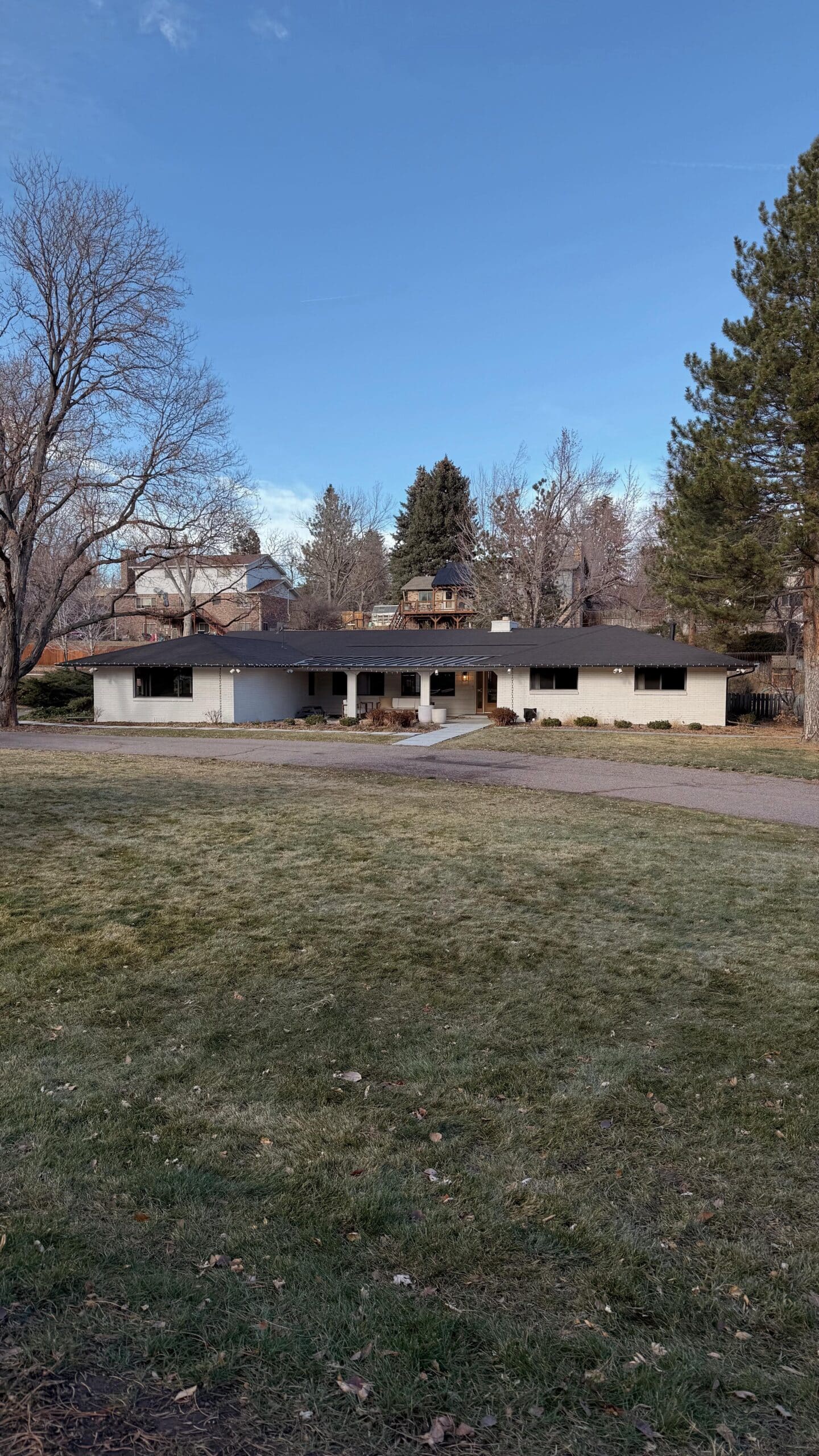 Edited in Tezza with: Cocoa & Brightness