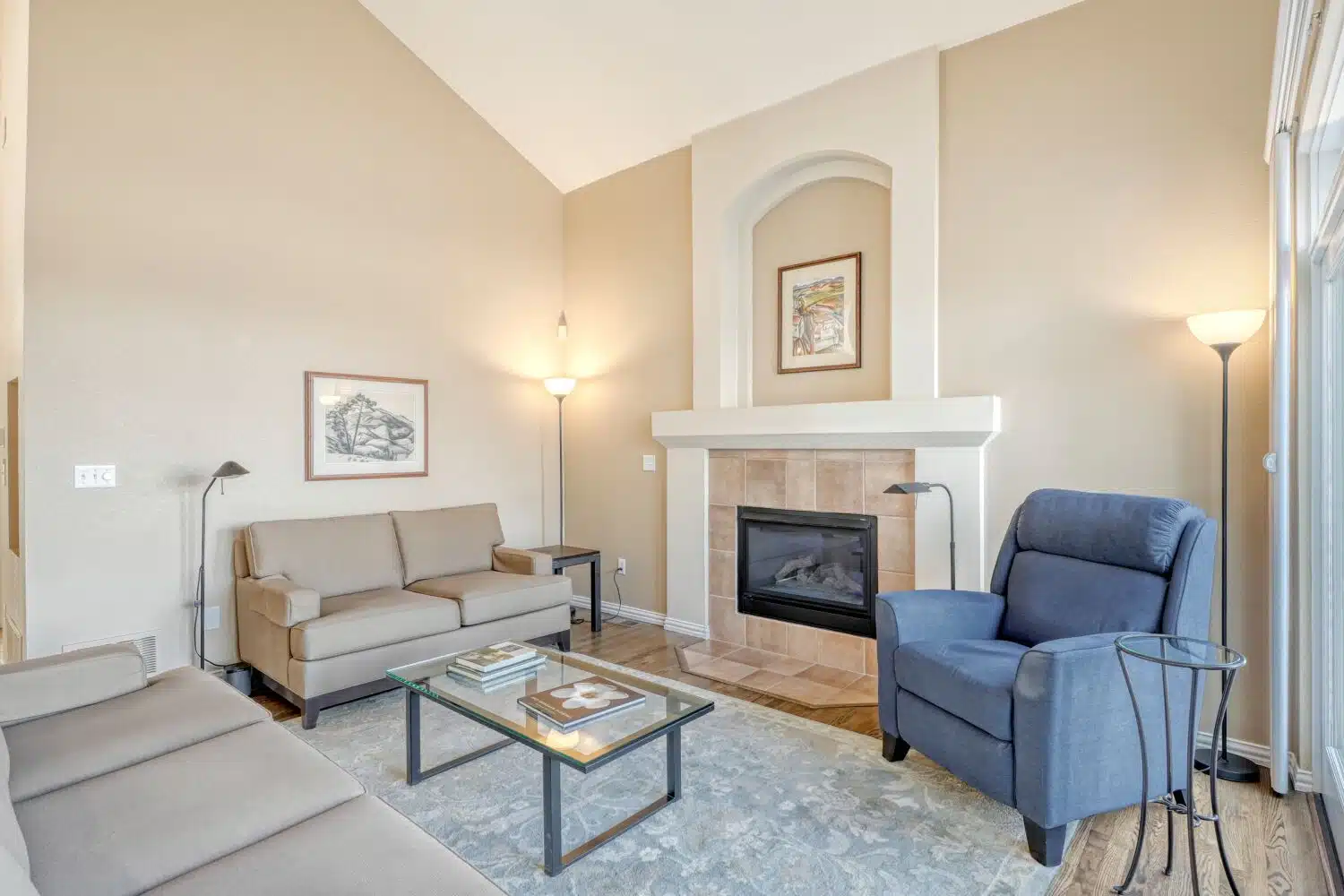 1011 S Valentia St 132 - Web Quality - 006 - 06 Living Room