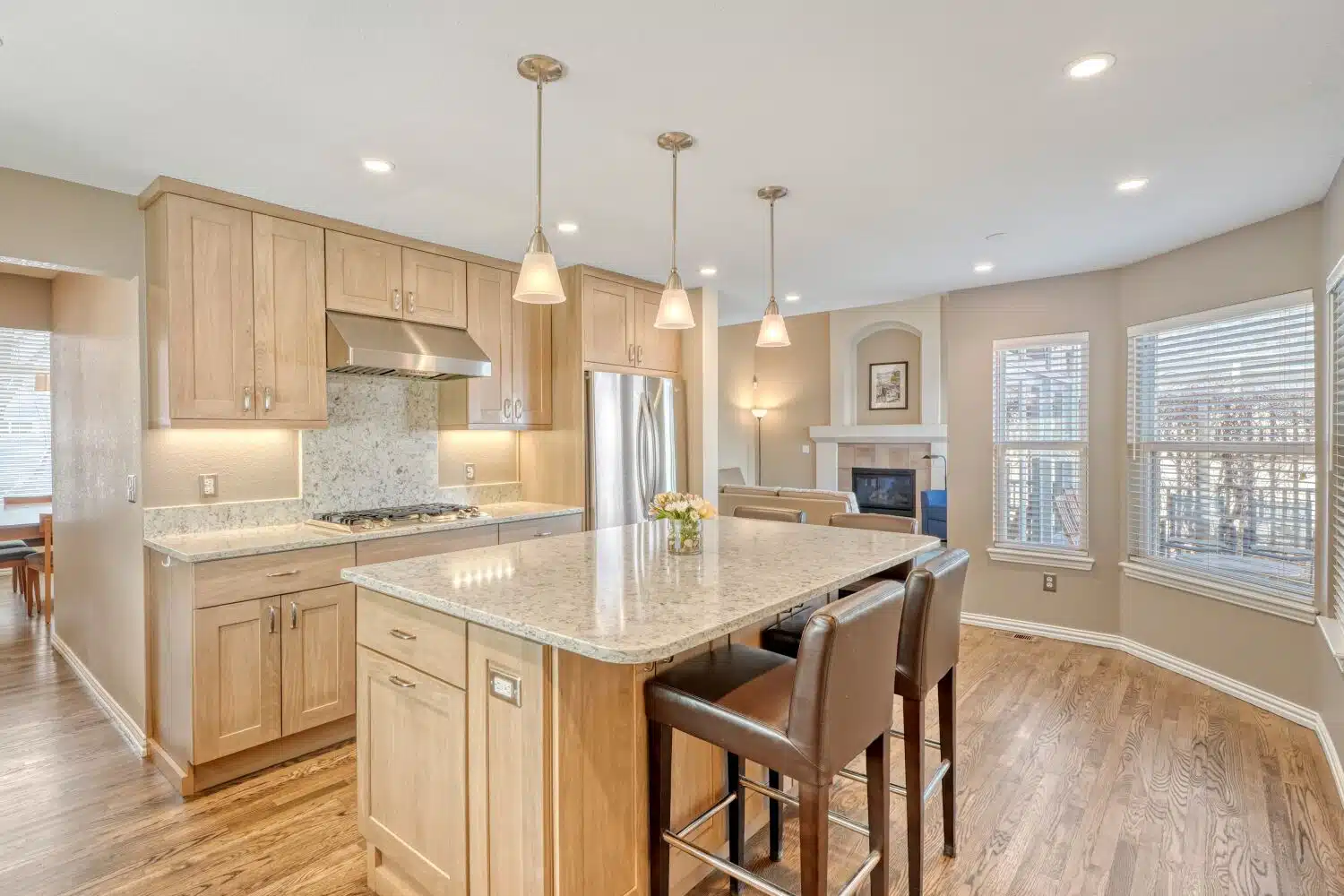 1011 S Valentia St 132 - Web Quality - 011 - 11 Kitchen