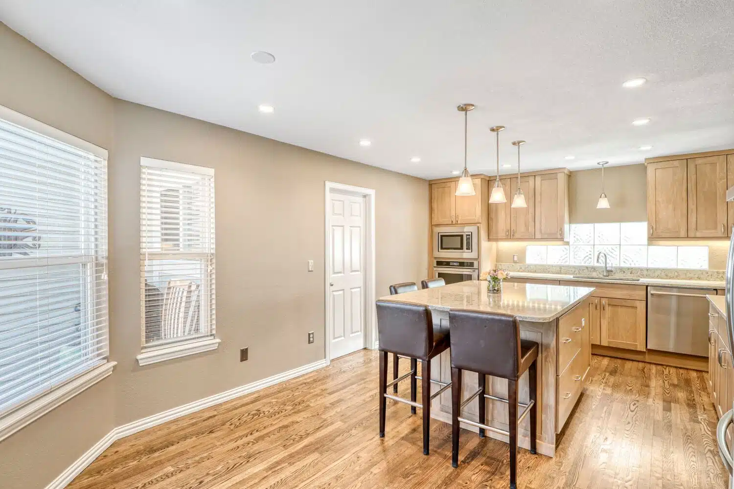 1011 S Valentia St 132 - Web Quality - 013 - 13 Breakfast Area