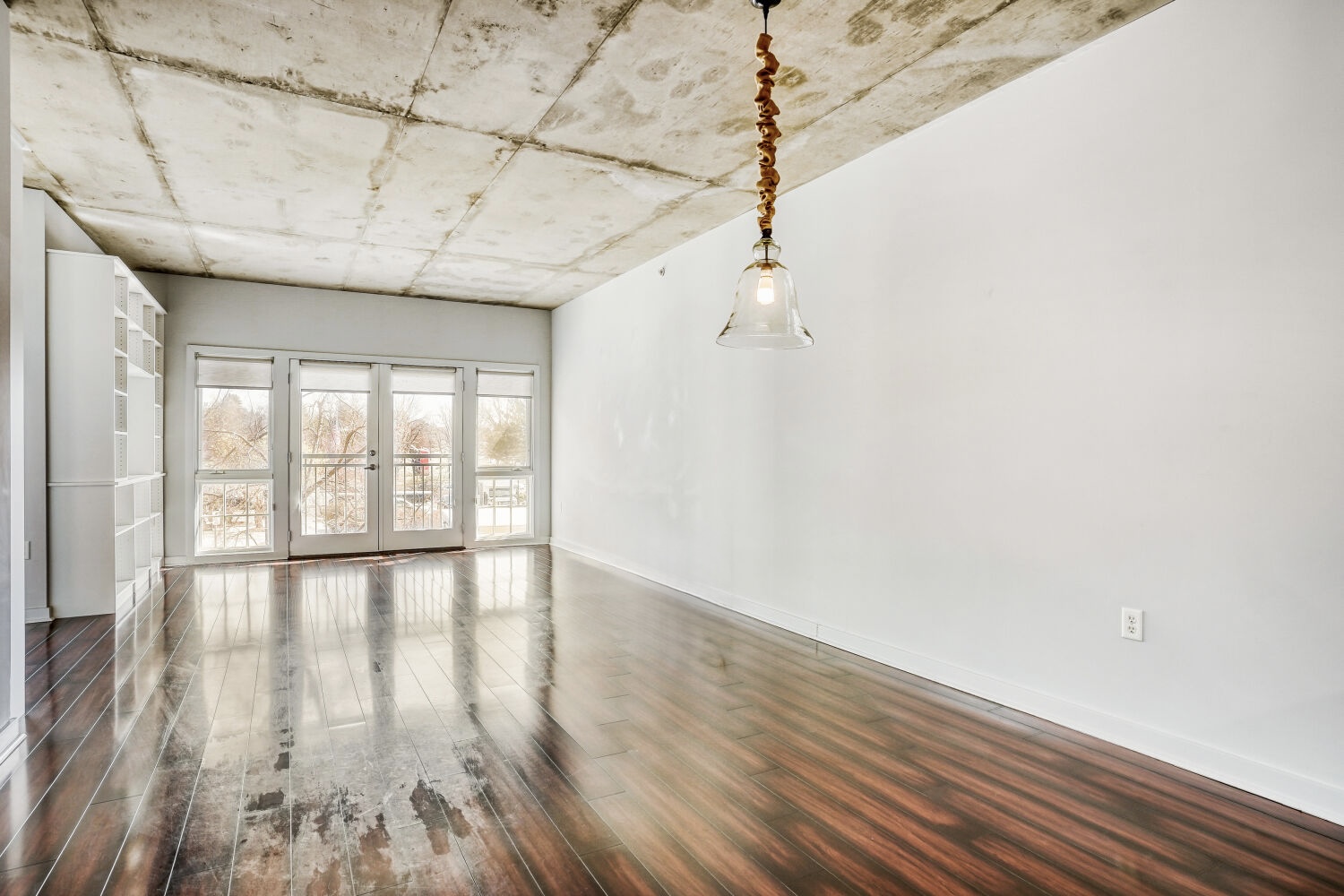 275 S Harrison St #208 - Web Quality - 010 - 10 Living Room