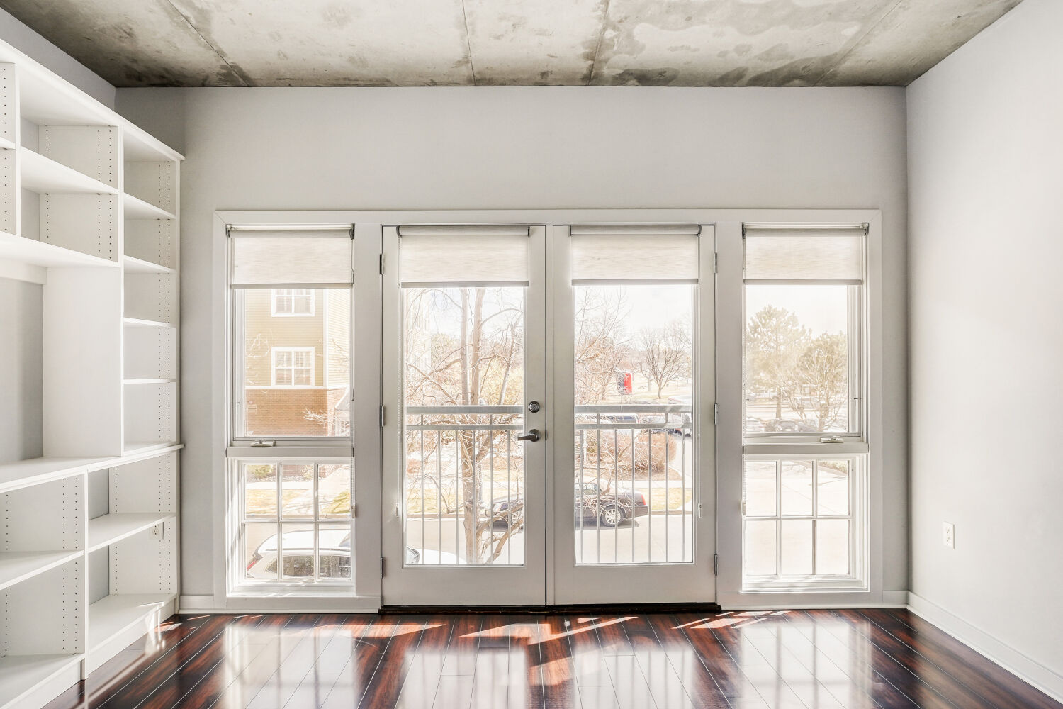275 S Harrison St #208 - Web Quality - 011 - 11 Living Room