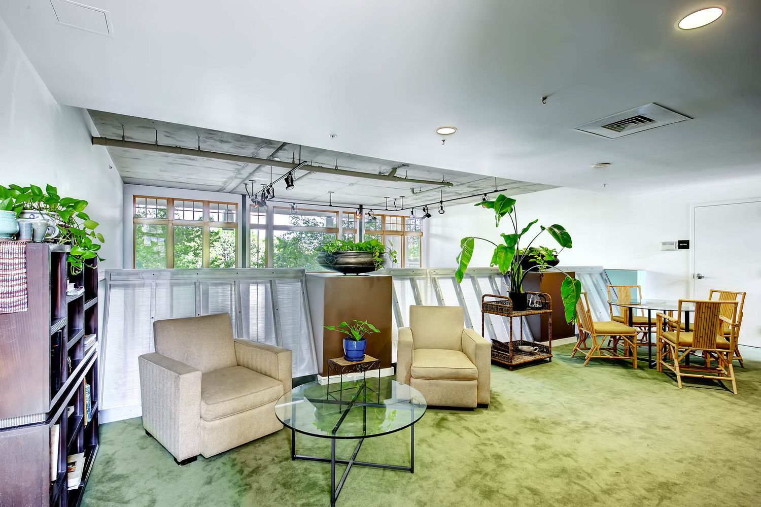 275 S Harrison St #208 - Web Quality - 033 - STOCK 26 Landing-2